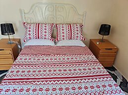 Remarkable 4-bed With air Conditioning in Brikama