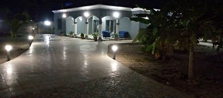 Remarkable 4-bed With air Conditioning in Brikama