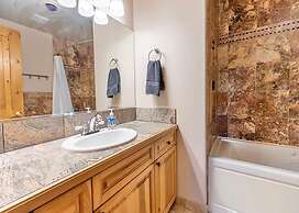 Lookout Ridge Townhomes #113 by Summit County Mountain Retreats