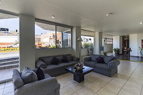 Capital O Plaza Galindo