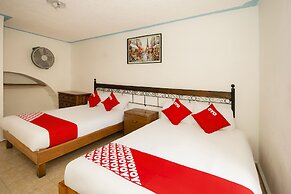 Hotel El Meson De La Luna