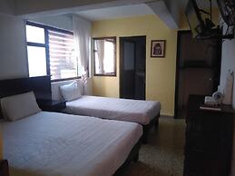Hotel El Meson De La Luna