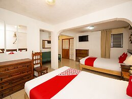 Hotel El Meson De La Luna