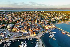 Pool Apartment Bakija 2