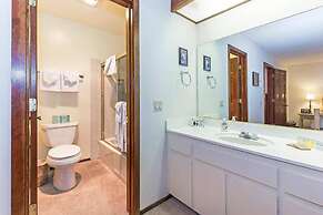 Winterset #18 - Shared Pool & Near Skiing!