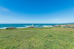 Haltwhistle West w/ Ocean Views!