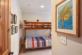 Sunny Woods Acres Near Golf & Adventure Park