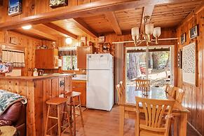 7 Minute Walk to Beach Chambers Landing Chalet