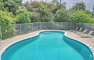 Kona Mansions Ocean Views & Amenities!