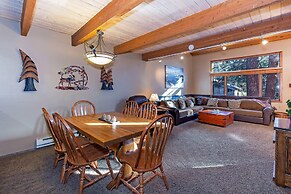 Winterset #33 - Near Golf, Shops & Eats!