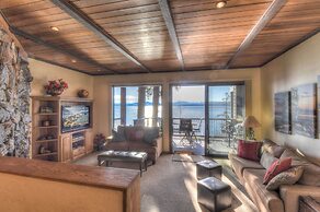 Brockway Springs Lodge Steps to Lake Access!