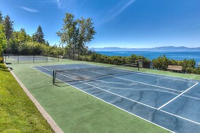 Brockway Springs Lodge Steps to Lake Access!