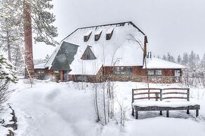 Granlibakken Retreat Near Tahoe Beach!