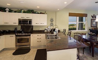 Luxury at Na Hale O Keauhou #N1