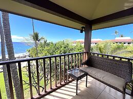 Kona Isle Oceanfront Condo w/ A/c!