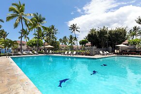 Surf & Racquet Club #6-303