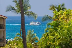 Surf & Racquet Club #6-303