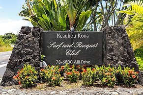 Surf & Racquet Club #6-303