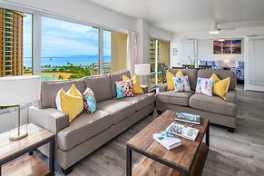Ilima Suite at The Ilikai Short Walk to Beach!