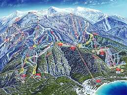 Silver Pines - Ski or Summer 30+ day Home
