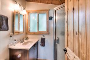 Chamberland Getaway Lake Views w/ Deck!