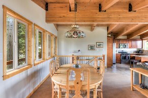 Chamberland Getaway Lake Views w/ Deck!