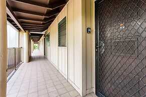 Kona Nalu Oceanfront Condo & More!