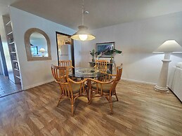 Kona Nalu Oceanfront Condo & More!