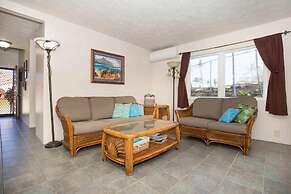 Surf & Racquet Club #24