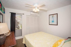 Surf & Racquet Club #24