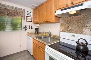 Surf & Racquet Club #24