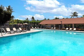 Surf & Racquet Club #24