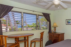 Surf & Racquet Club #24