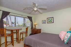 Surf & Racquet Club #24