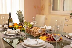 Luxury Villa Lovric Private Heated Pool