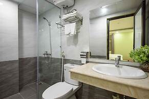 Golden Lotus Airport Hotel