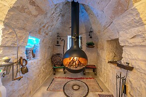 Rebea Trulli Home With Pool Fasano