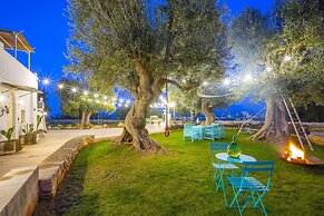 Rebea Trulli Home With Pool Fasano