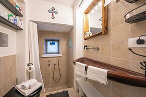 Rebea Trulli Home With Pool Fasano