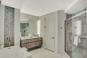 Daytona Grande Oceanfront Resort