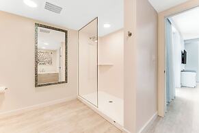 Daytona Grande Oceanfront Resort