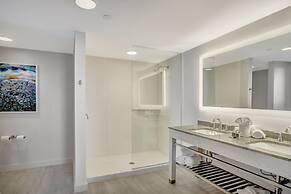 Daytona Grande Oceanfront Resort