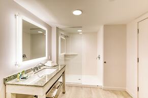 Daytona Grande Oceanfront Resort