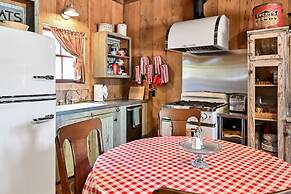 Ada's Whole House 3 Bedroom Apts by RedAwning