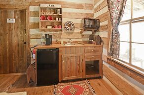 Ab Butler - Cumberland River 1 Bedroom Cabin by RedAwning