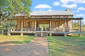 Ab Butler - Cumberland River 1 Bedroom Cabin by RedAwning