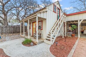 Serendipity 1 Bedroom Cottage by Redawning