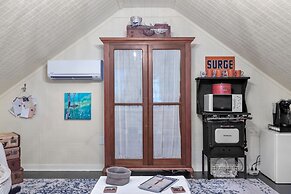 Serendipity 1 Bedroom Cottage by Redawning