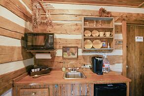 Ab Butler Marshall Creek Suite 1 Bedroom Cabin by RedAwning