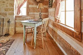 Ab Butler Marshall Creek Suite 1 Bedroom Cabin by RedAwning